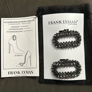 Frank Lyman gunmetal rhinestone shoe clip.